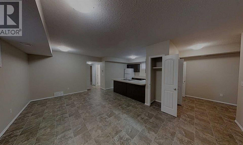 B, 11207 98 Street C...