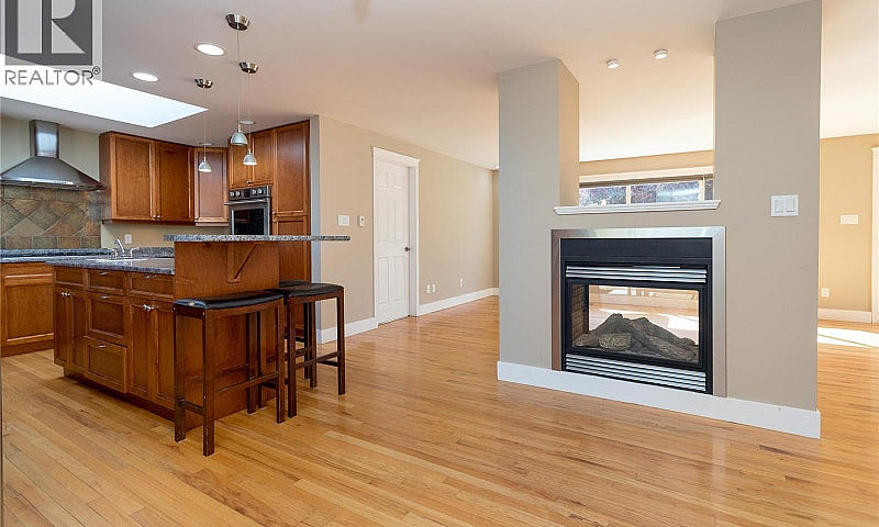 590 Ridley Dr Colwoo...