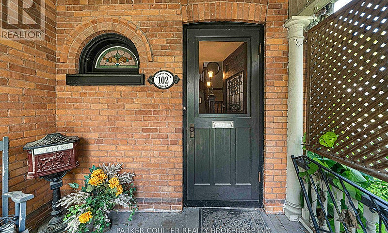 102 Clapperton Stree...
