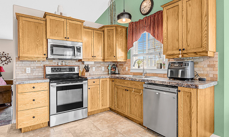 Beautiful Family Hom...