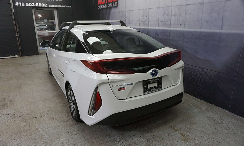 2021 Toyota Prius Pr...