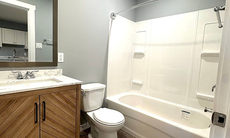 Studio 1-Bathroom L ...