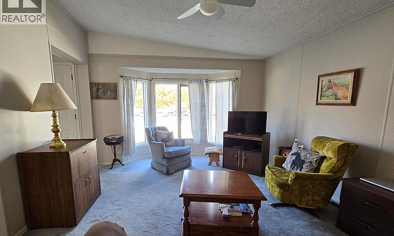 6677 Park Drive Unit...