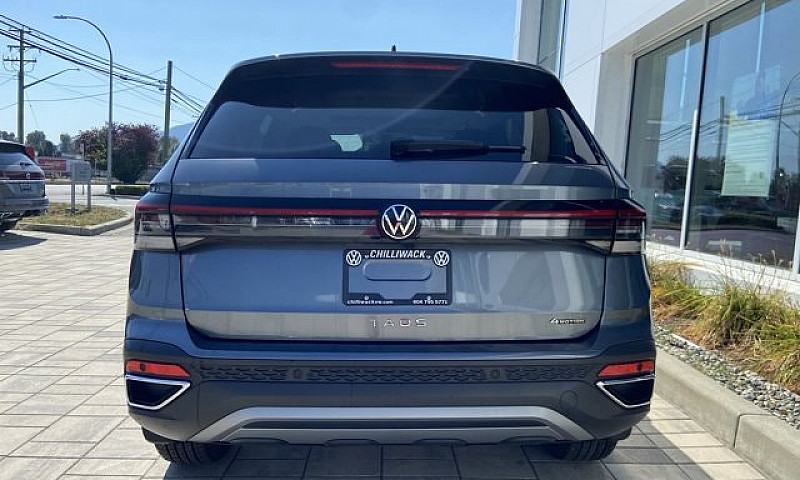 2025 Volkswagen Taos...