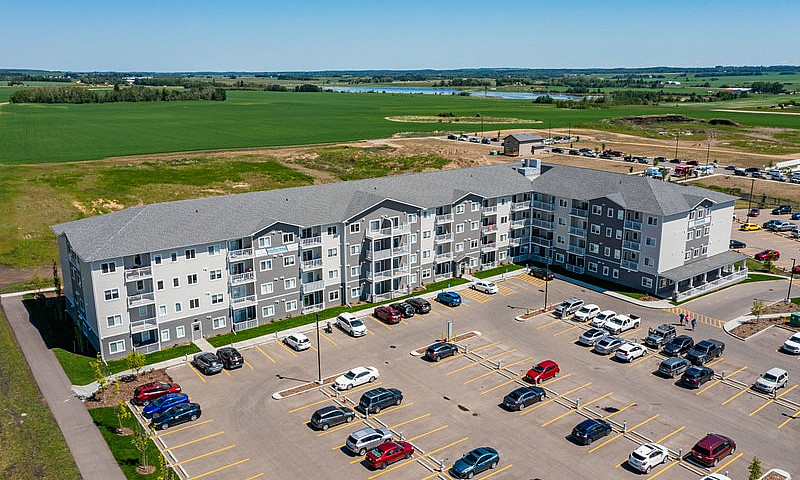 2 Bedroom Suite In L...