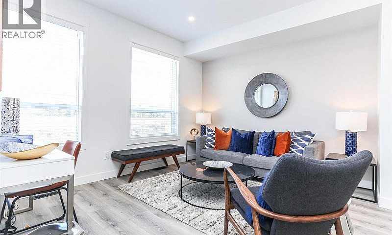 610 Academy Way Unit...