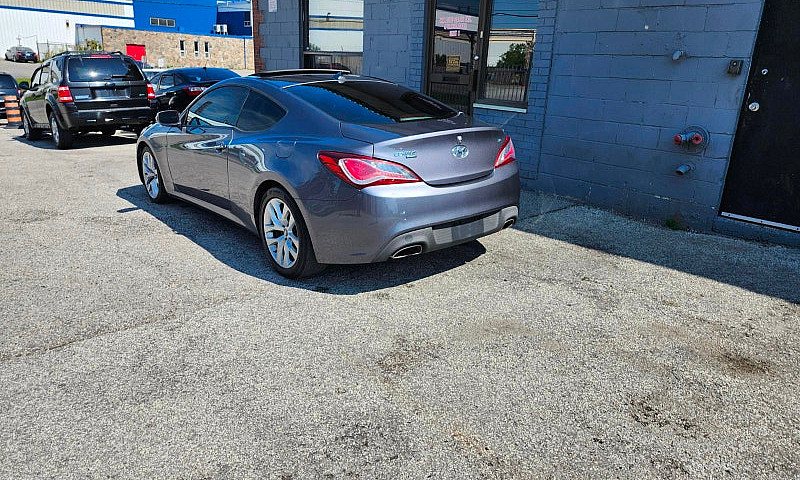2015 Hyundai Genesis...