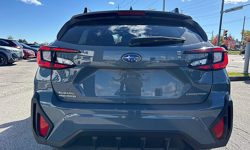 2024 Subaru Crosstre...