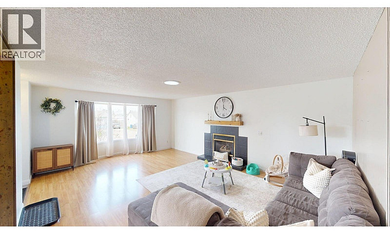 9219 103 Avenue Fort...