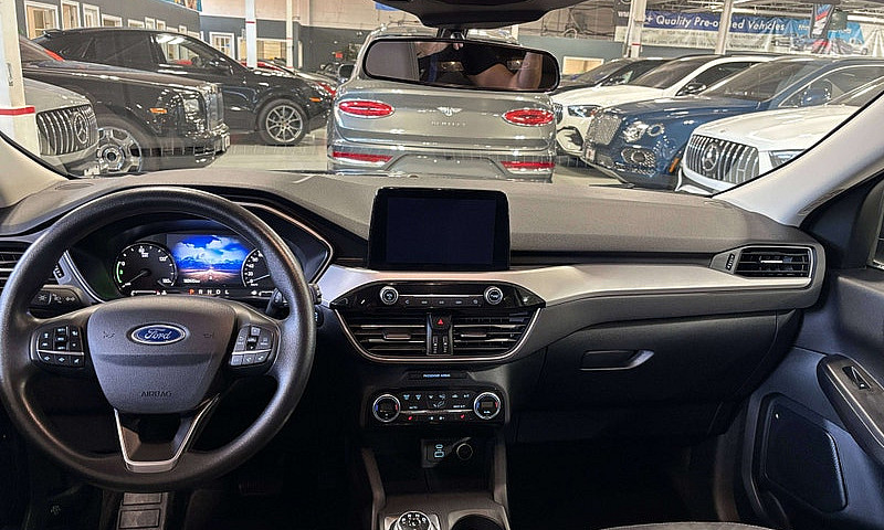 2021 Ford Escape Se ...