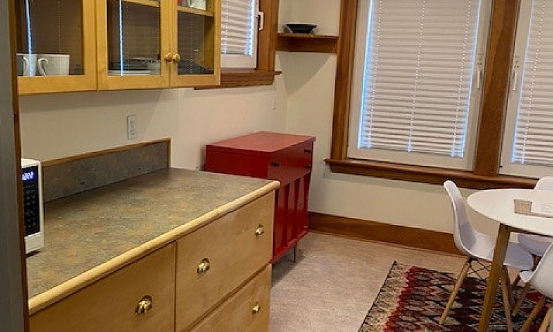 2 Bedroom Furnished ...