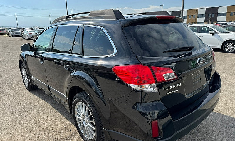 2011 Subaru Outback ...