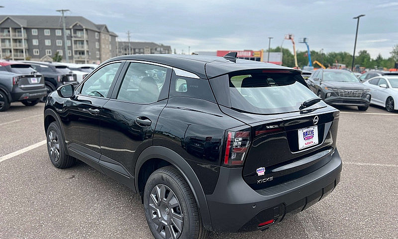 2026 Nissan Kicks Ki...
