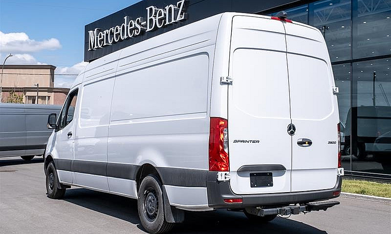 2025 Mercedes-Benz S...