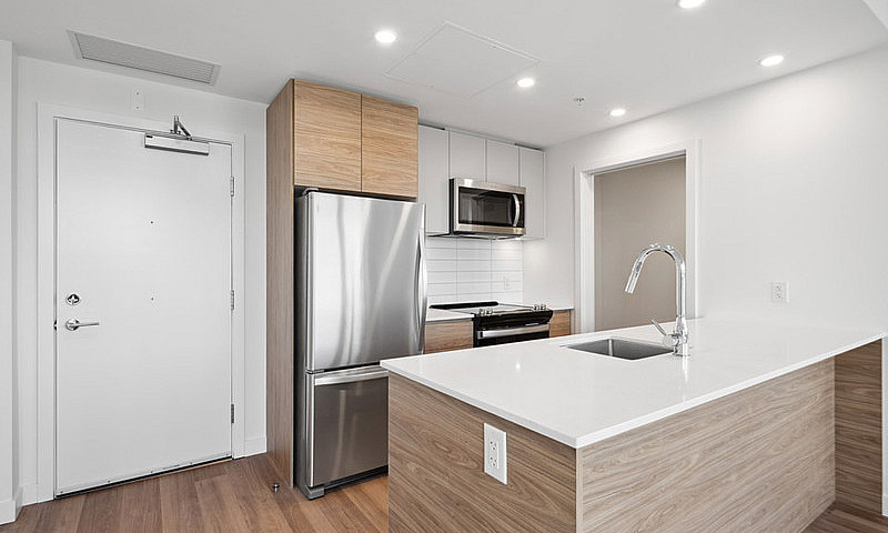 Urban 1 Bedroom Apar...