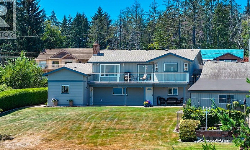 6348 Eagles Dr Court...