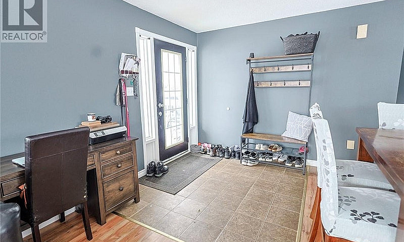 721 Piquette Road Ve...