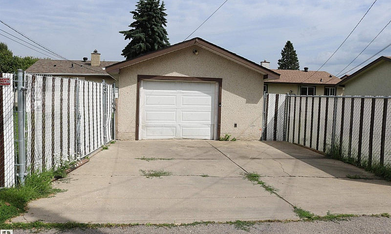 13604 64 St Nw Nw Ed...