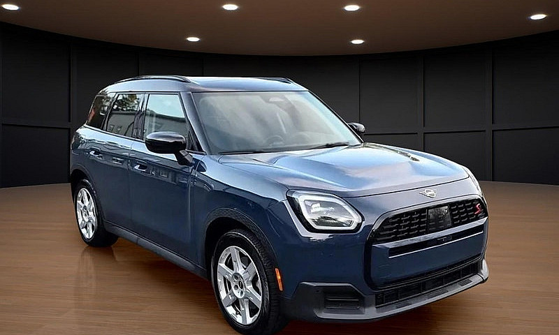 2026 Mini Countryman...