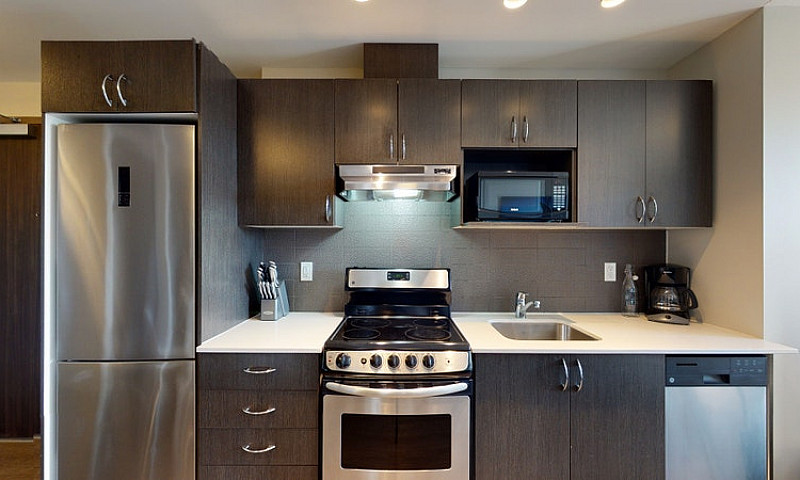 2 Bed 1 Bath In Gold...