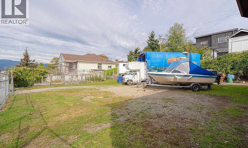 3211 2Nd Ave Port Al...