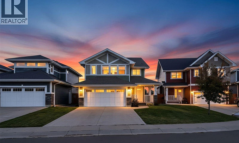 263 Eaton Crescent S...