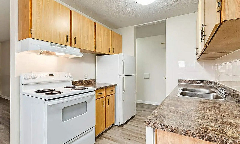 Modern Apartments Wi...