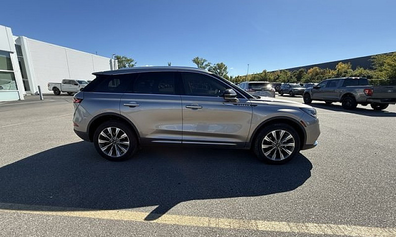 2021 Lincoln Corsair...