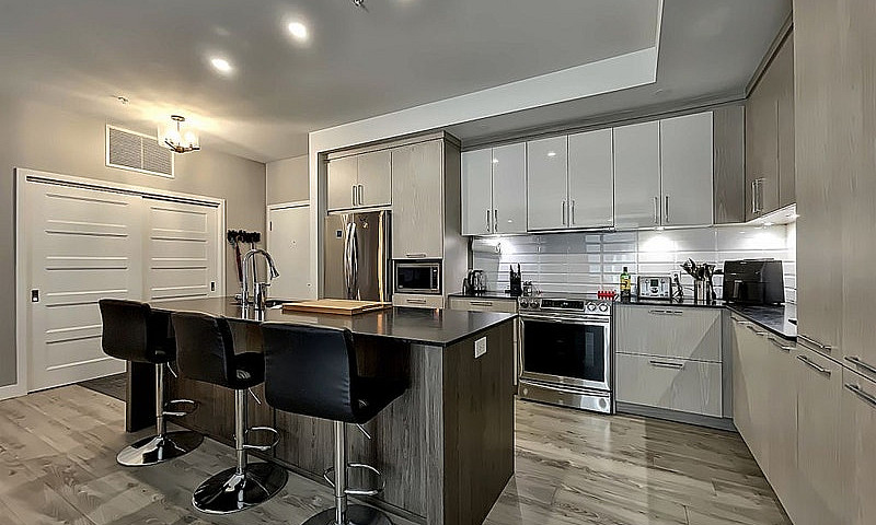 569 000$ - Condo À V...