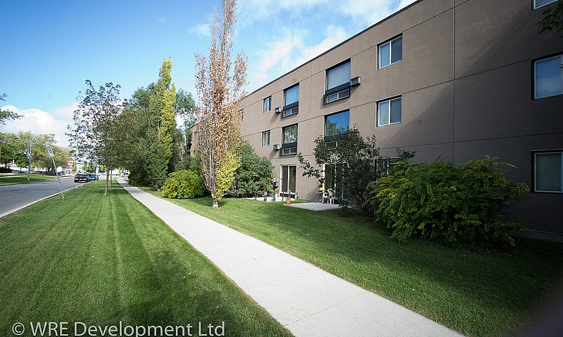 Gateside Gardens: Ea...