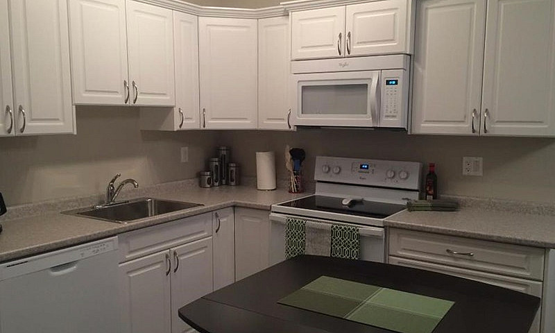 2 Bedroom 1 Bath - E...