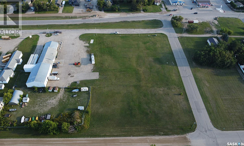 701 Nipawin Road E N...
