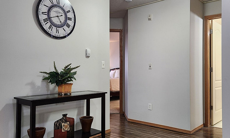 Fully Furnished, All...