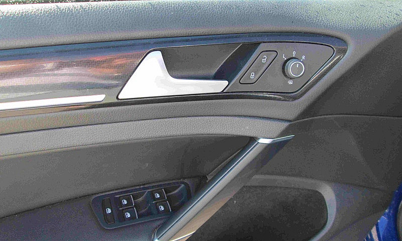 2017 Volkswagen Golf...