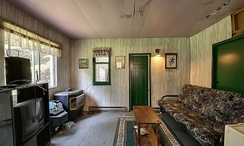 $70,000 - Cottage Fo...
