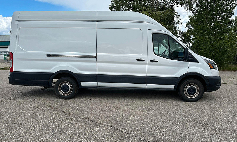 2021 Ford Transit T2...