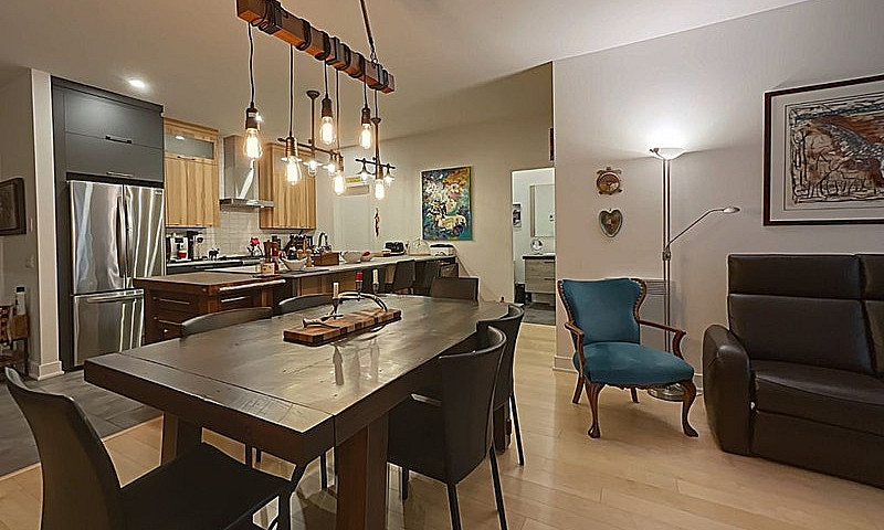 899 000$ - Condo À V...