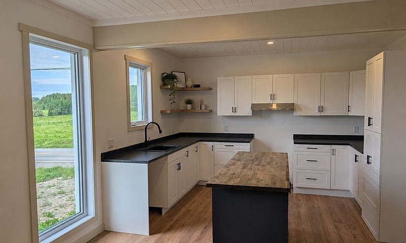 $395,000 - 2 Storey ...