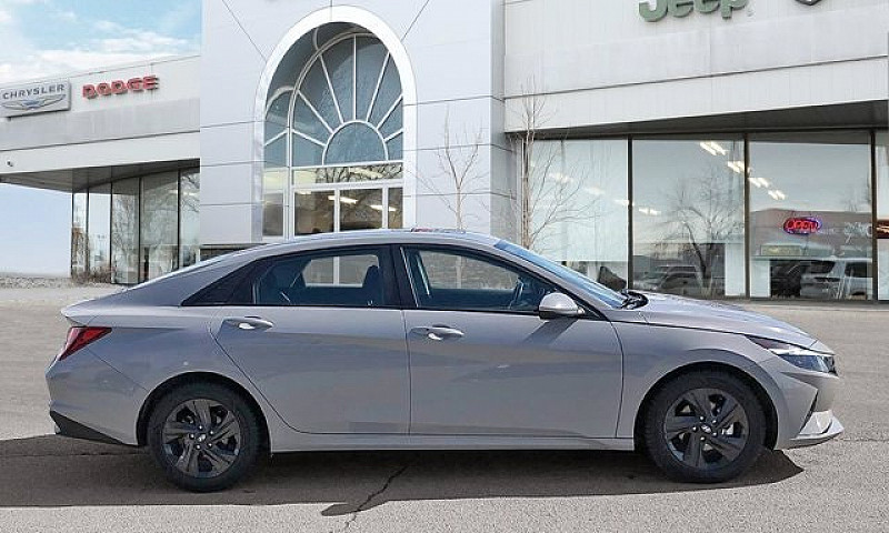 2022 Hyundai Elantra...