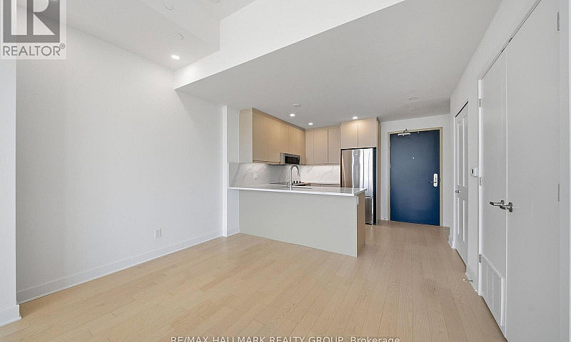 2604 - 180 George St...