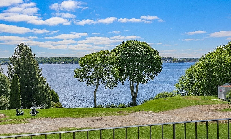 Riverfront Townhome ...