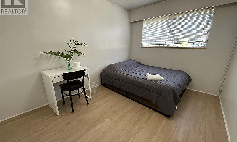 3470 Dundas Street V...