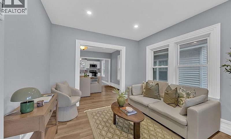 2177-2181 Howard Ave...