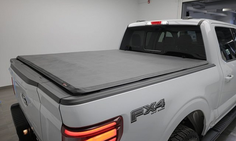 2025 Ford F-150 Lari...