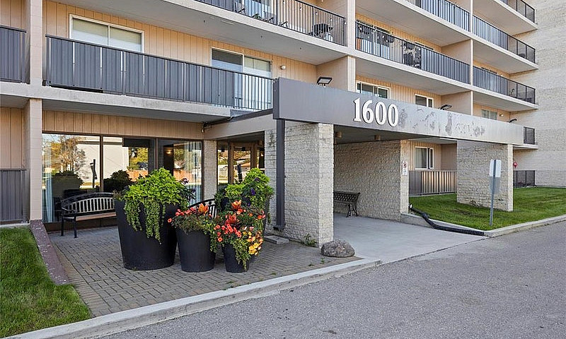 209 1600 Taylor Aven...