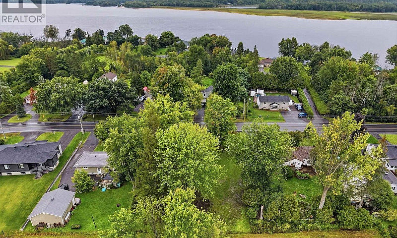 485 Front Road Champ...