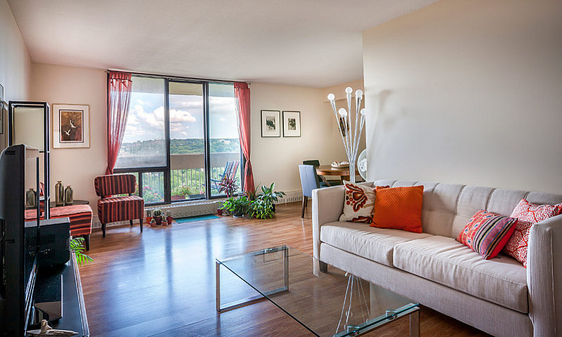 Spacious 1 & 2 Bdrm ...