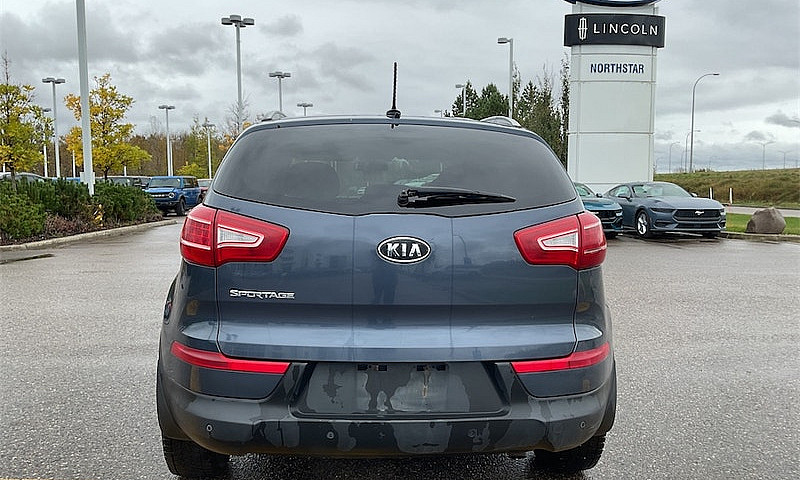2011 Kia Sportage Lx...