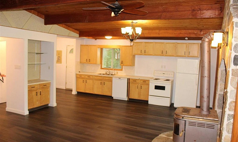 14 Westshore Road Gi...