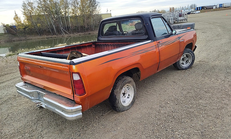 1977 Dodge D 10...